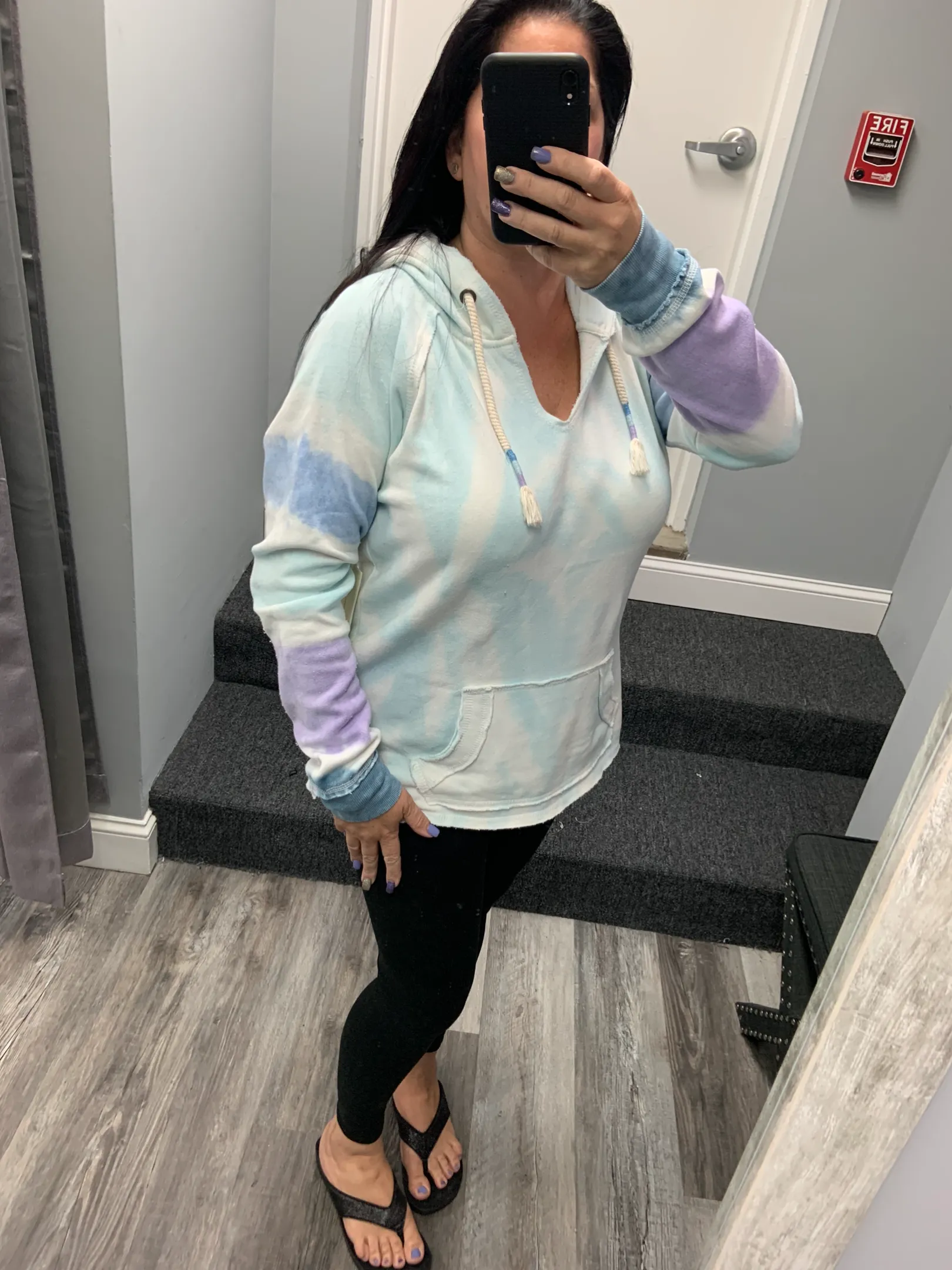 OCEAN DRIVE MOUNTAIN SPRING TIE DYE BURNOUT PULLOVER HOODIE