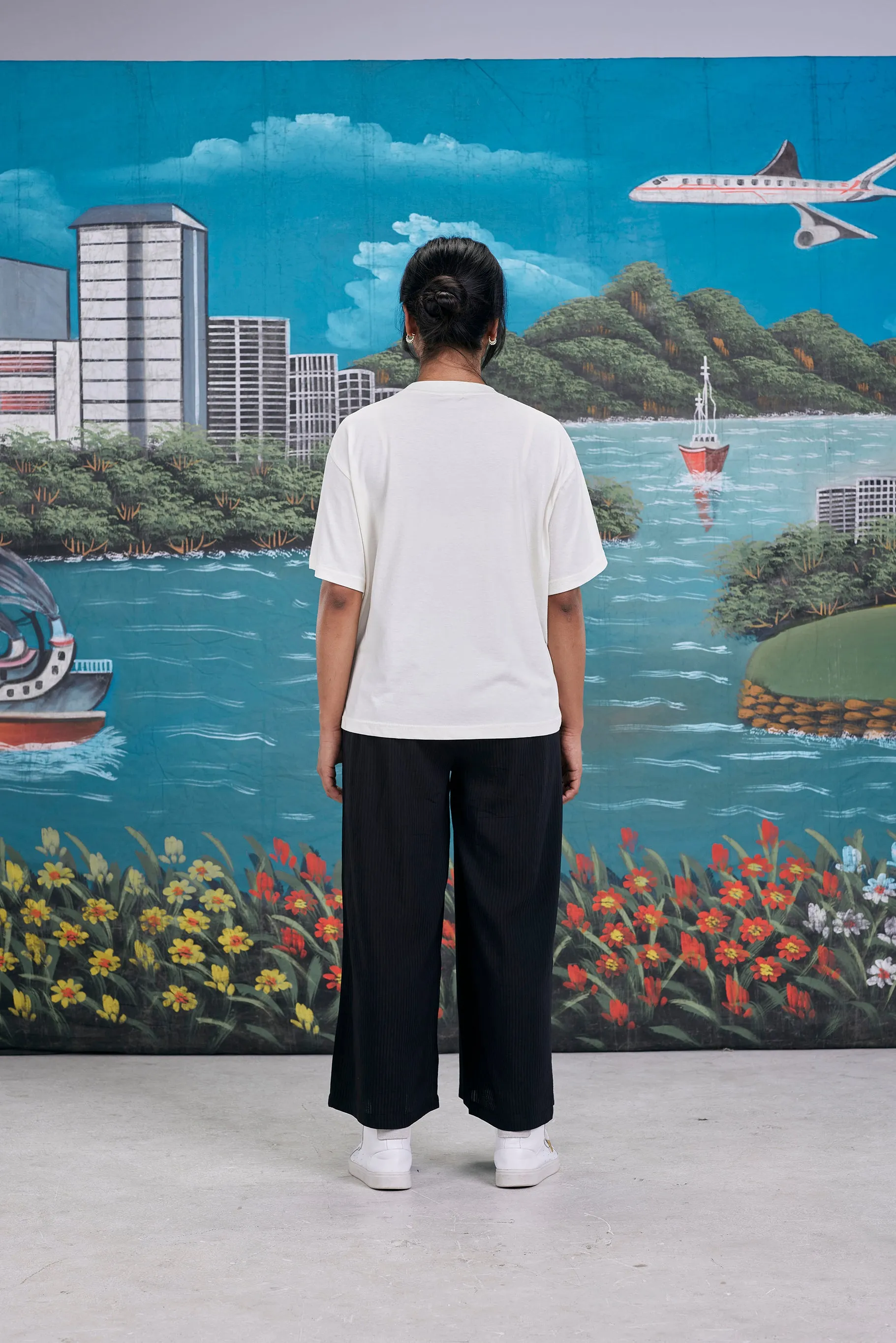 t-shirt - lisa - off white